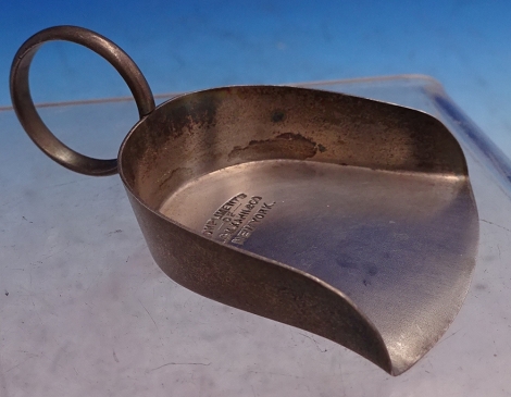 Tea Caddy Shovel wt. .5ozt 1 3/4